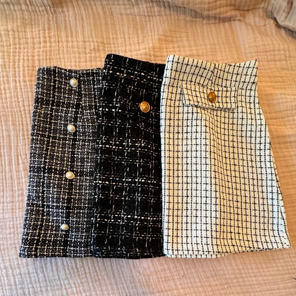 Lot of 3 tweed skirts, size XL.
